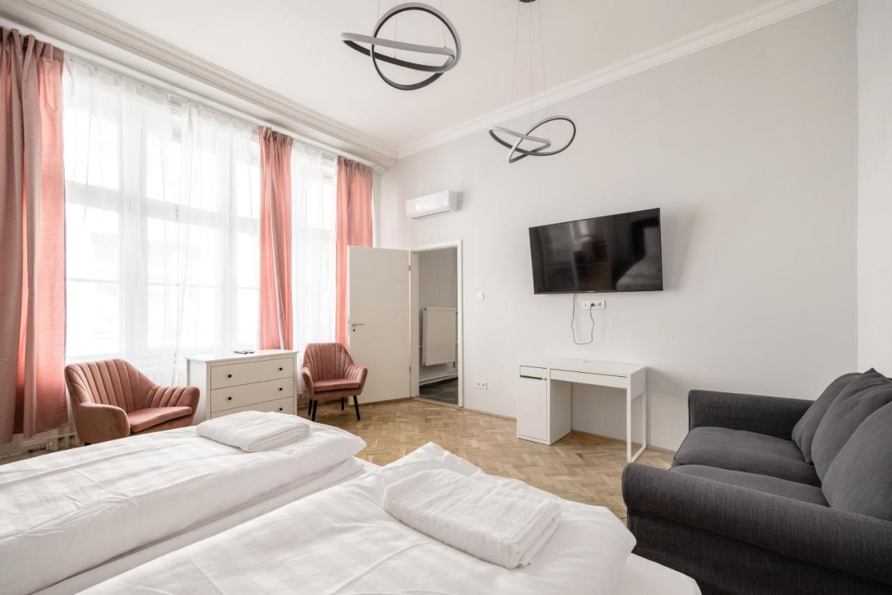 Prime Star Fashion Street Modern Luxury Apartments, Budapest