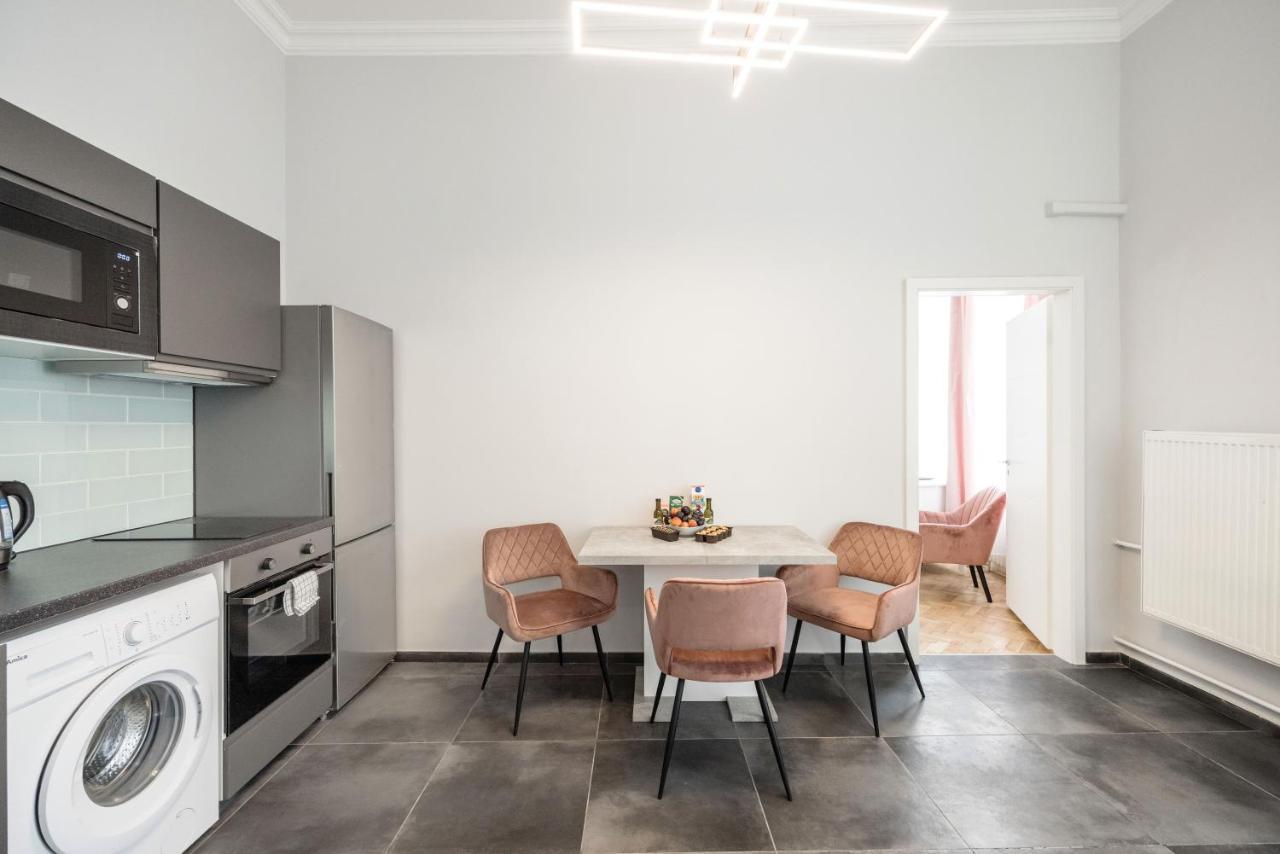 Prime Star Fashion Street Modern Luxury Apartments — Photos 1